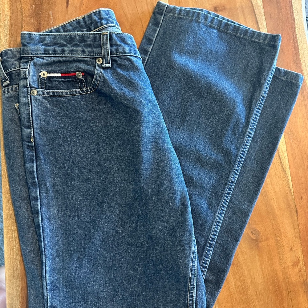 Y2K 2000’s Vintage Tommy Hilfiger Women’s/Juniors Boot Cut, Size 9